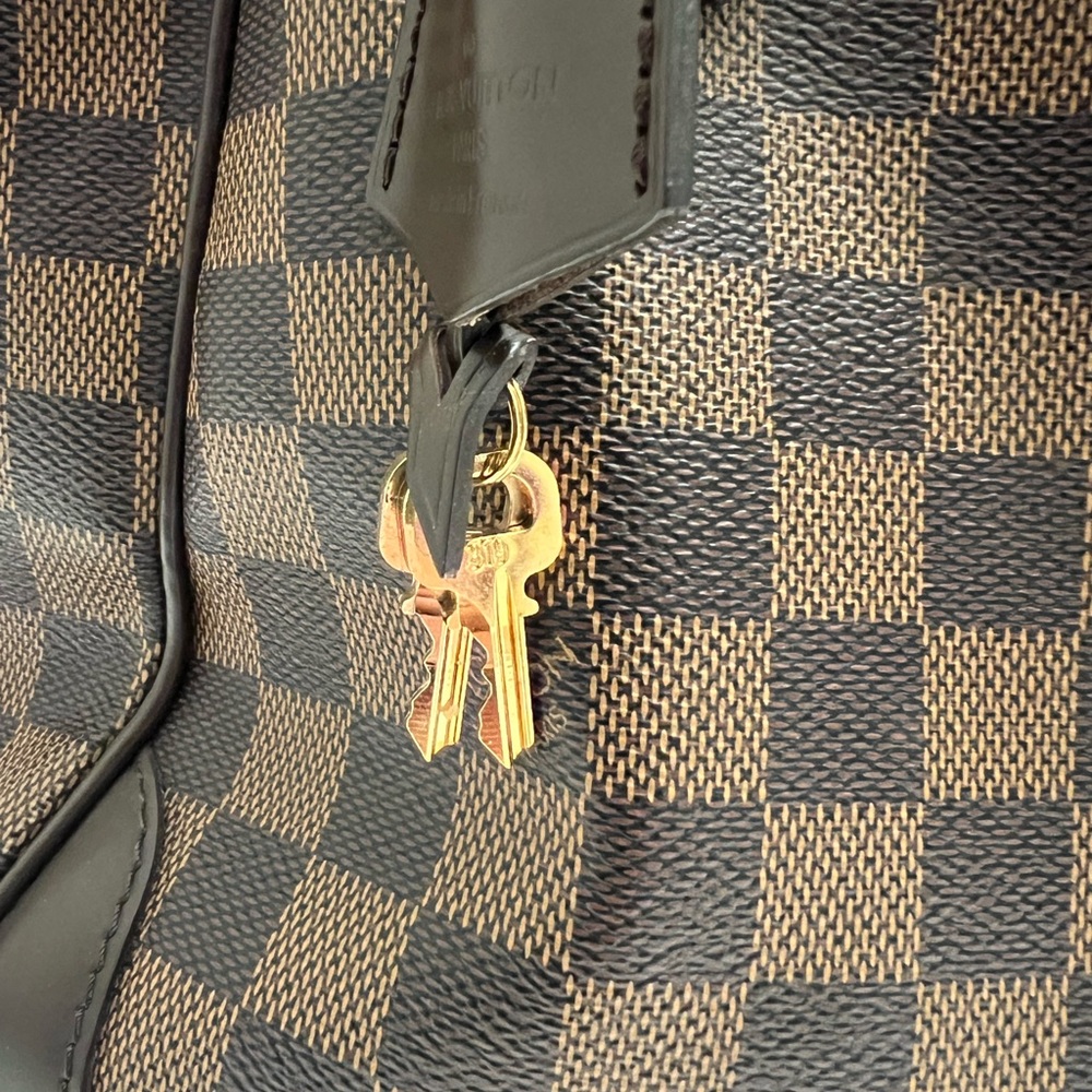 Louis Vuitton Damier Ebene Verona MM - Picture 5 of 15